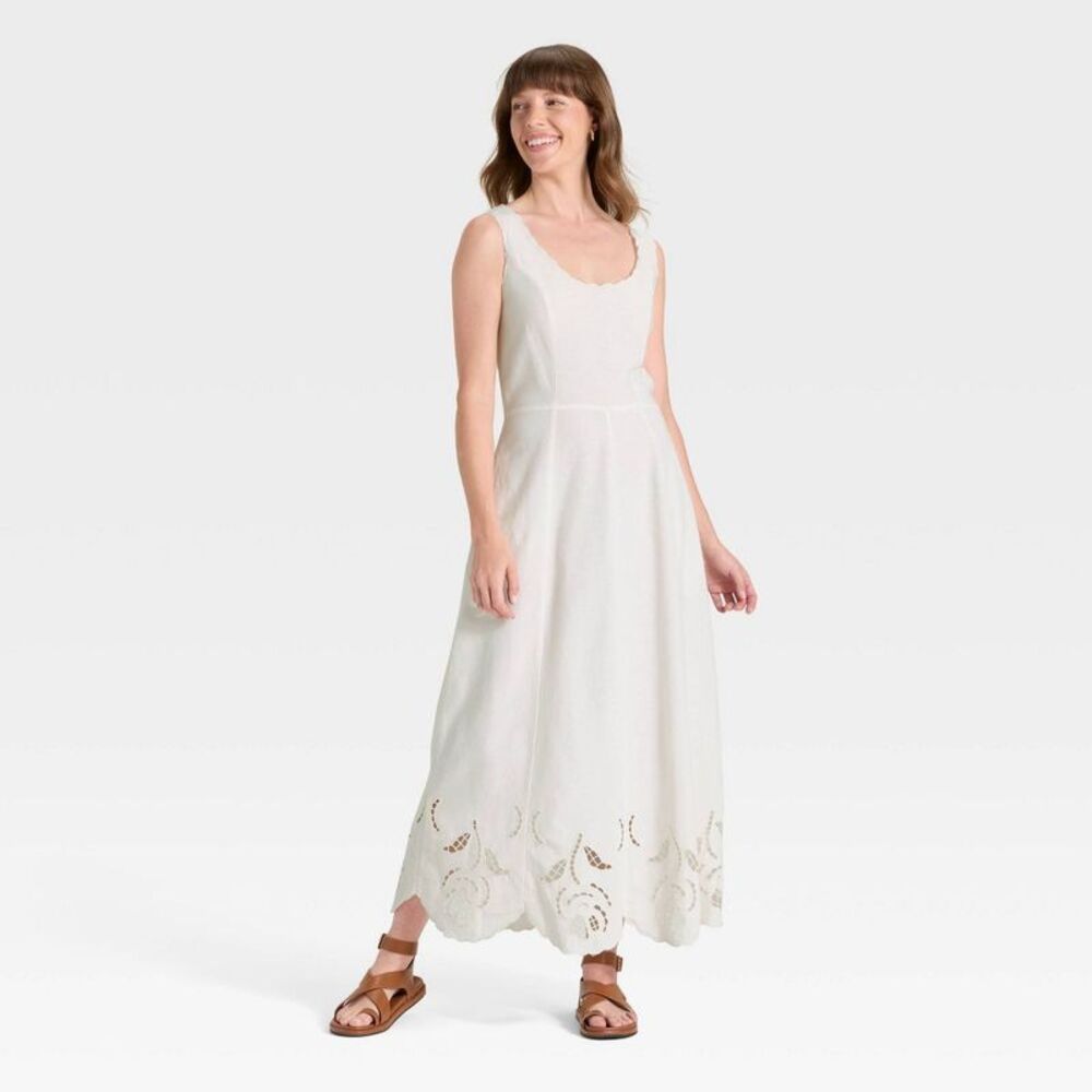 Universal Thread Cream Strapless Scalloped Hem Maxi Dress